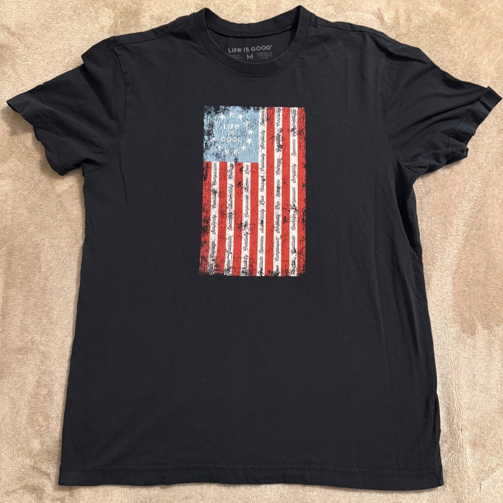 Life is Good Mens American Flag Graphic T-Shirt Navy Blue Cotton Medium